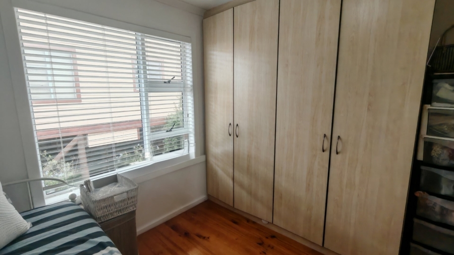 5 Bedroom Property for Sale in Reebok Western Cape